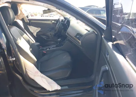 2019 Volkswagen Jetta 1.4T Sel from USA, damaged, VIN 3VWE57BU4KM150870